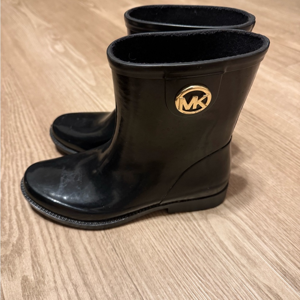Michael Kors Black Ankle Rain Boots